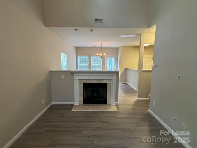 $1,898 | 2184 Winthrop Chase Drive, Charlotte, NC 28212