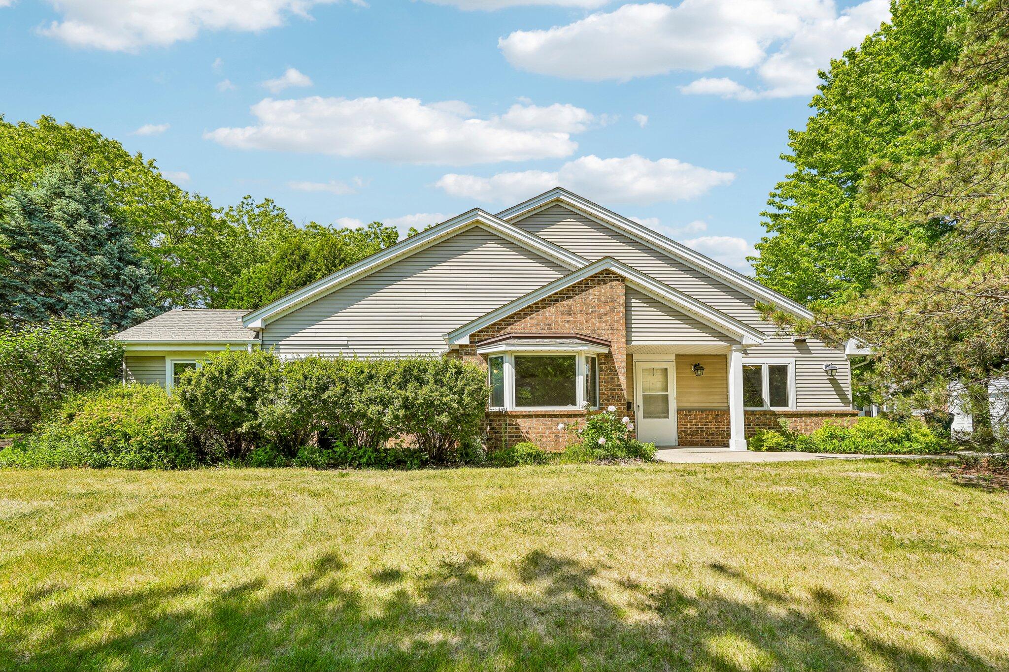 7017 West Hummingbird Court Milwaukee, WI 53223 - Photo 1 of 38 Front Exterior