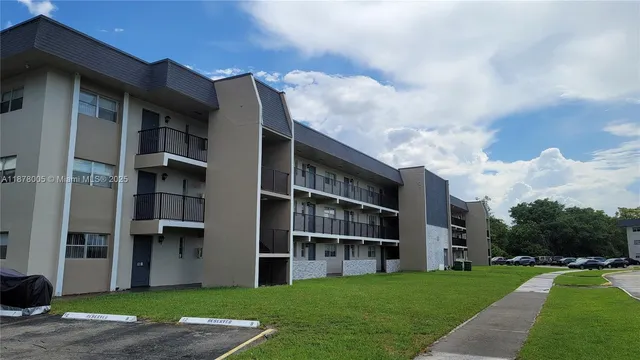 $1,700 | 7820 South Colony Circle, Unit 102, Tamarac, FL 33321