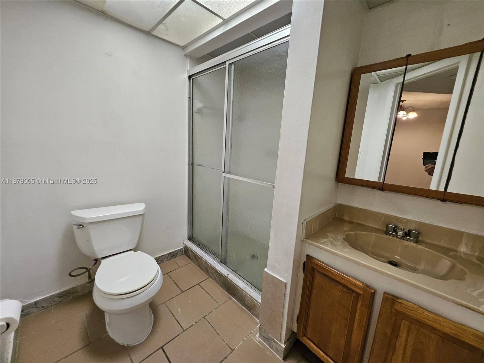 7820 South Colony Circle, Unit 102 Tamarac, FL 33321 - Photo 45 of 51 Guest Bathroom