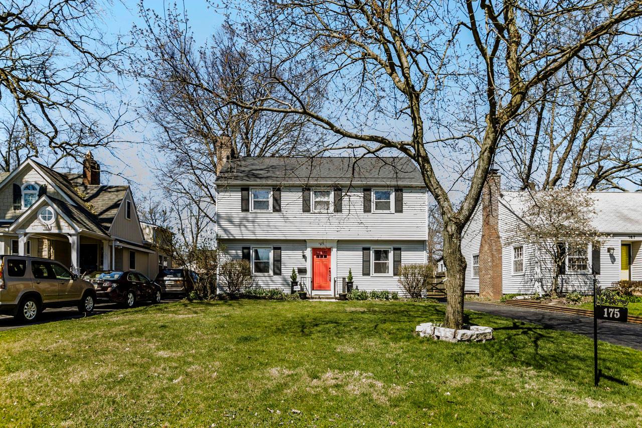 175 South Broadleigh Road Columbus, OH 43209 - Photo 2 of 46