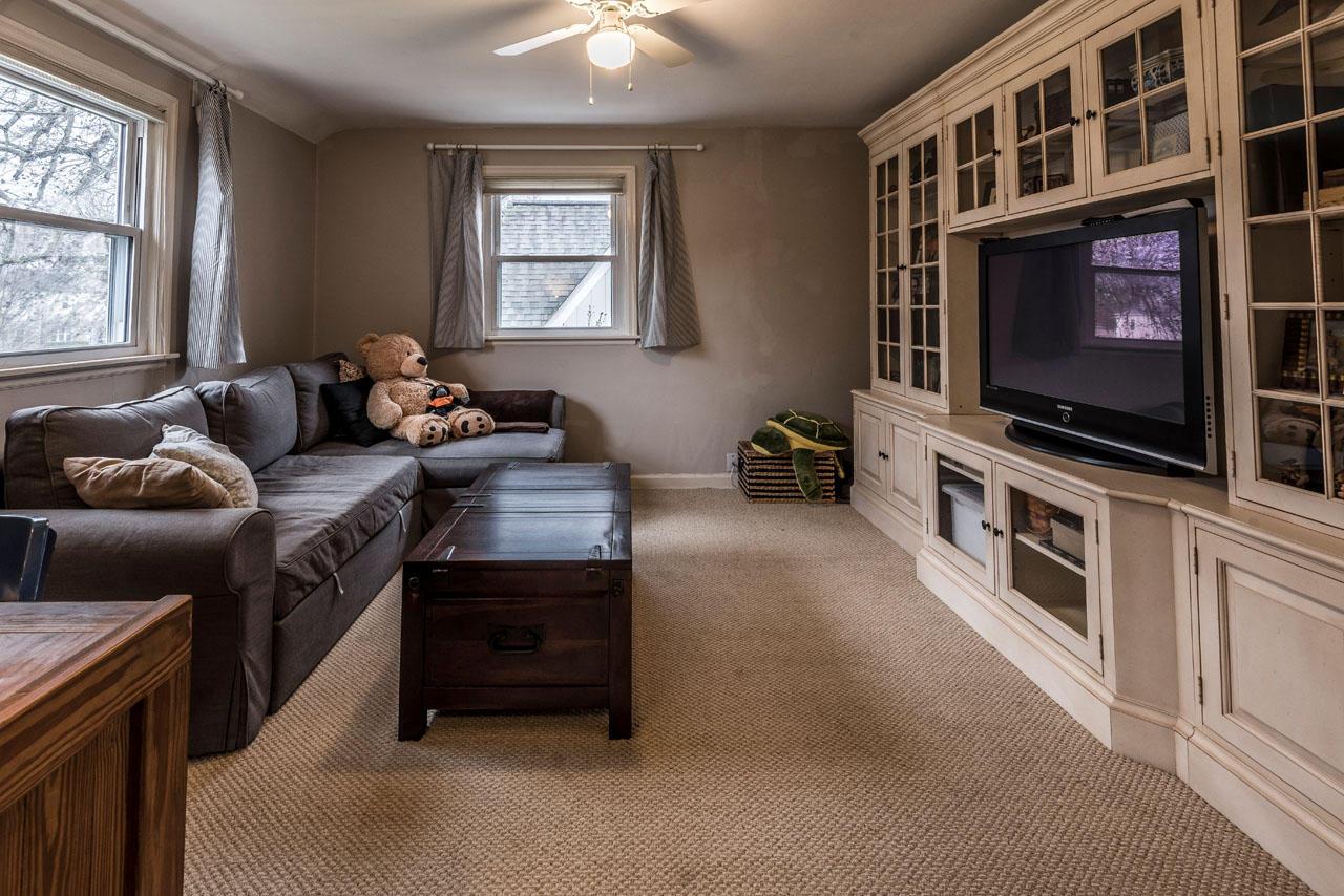 175 South Broadleigh Road Columbus, OH 43209 - Photo 23 of 46