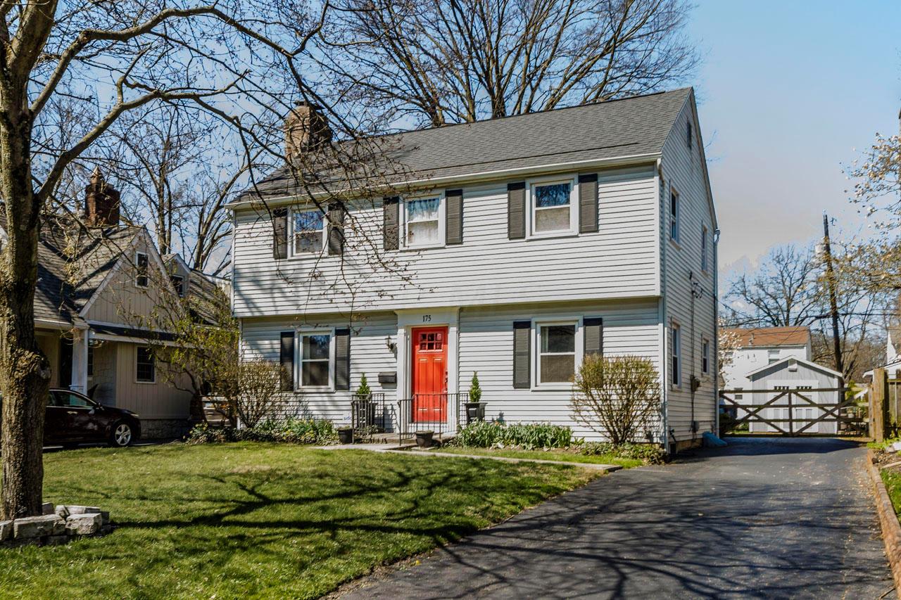 175 South Broadleigh Road Columbus, OH 43209 - Photo 6 of 46