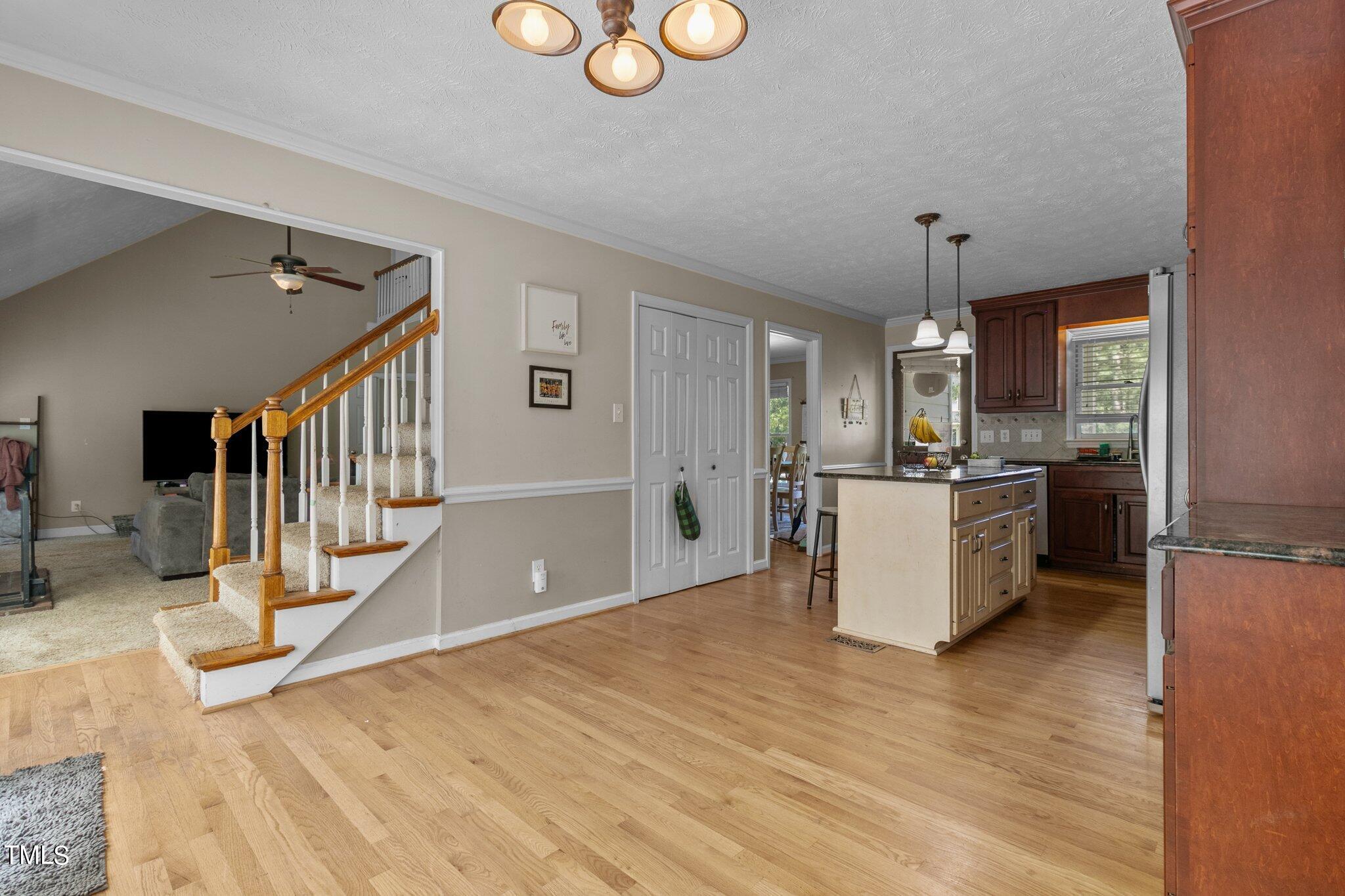 7791 Trappers Road Fayetteville, NC 28311 - Photo 6 of 29 32-web-or-mls-IMG_9311