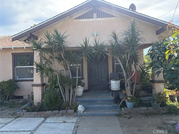 $599,900 | 244 North 10th Street, Santa Paula, CA 93060