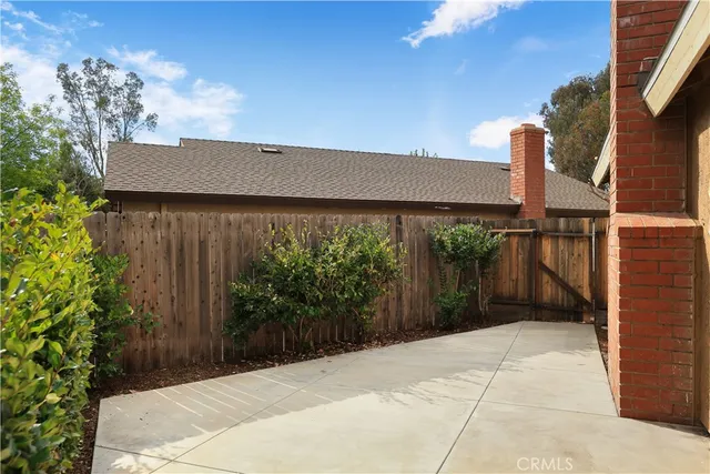 $3,300 | 25916 Robin Circle, Mission Viejo, CA 92691