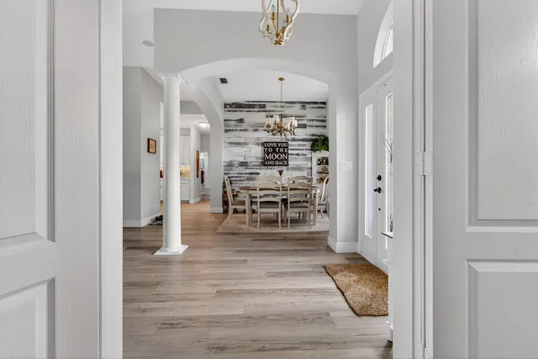 $699,000 | 527 Northwest Bellworth Place, Jensen Beach, FL 34957