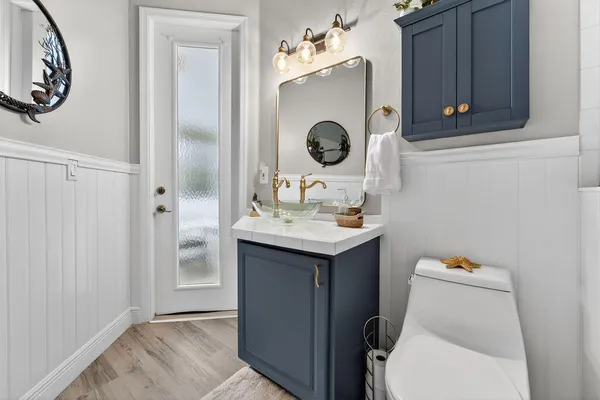 $699,000 | 527 Northwest Bellworth Place, Jensen Beach, FL 34957