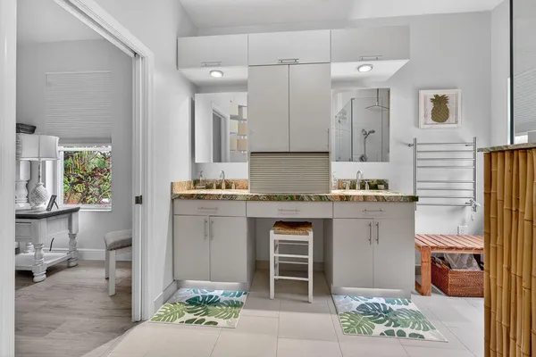 $699,000 | 527 Northwest Bellworth Place, Jensen Beach, FL 34957