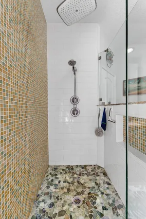 $699,000 | 527 Northwest Bellworth Place, Jensen Beach, FL 34957