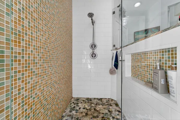 $699,000 | 527 Northwest Bellworth Place, Jensen Beach, FL 34957