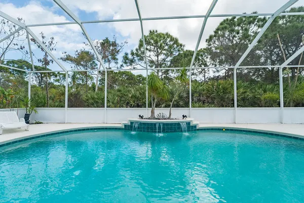 $699,000 | 527 Northwest Bellworth Place, Jensen Beach, FL 34957