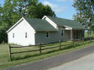 1886 Coveyville Road Bedford, IN 47421 - Photo 2 of 8 Gallery Image 2