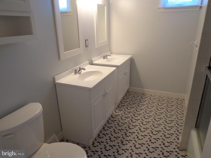 17 Michael Road Holland, PA 18966 - Photo 14 of 19 Bathroom