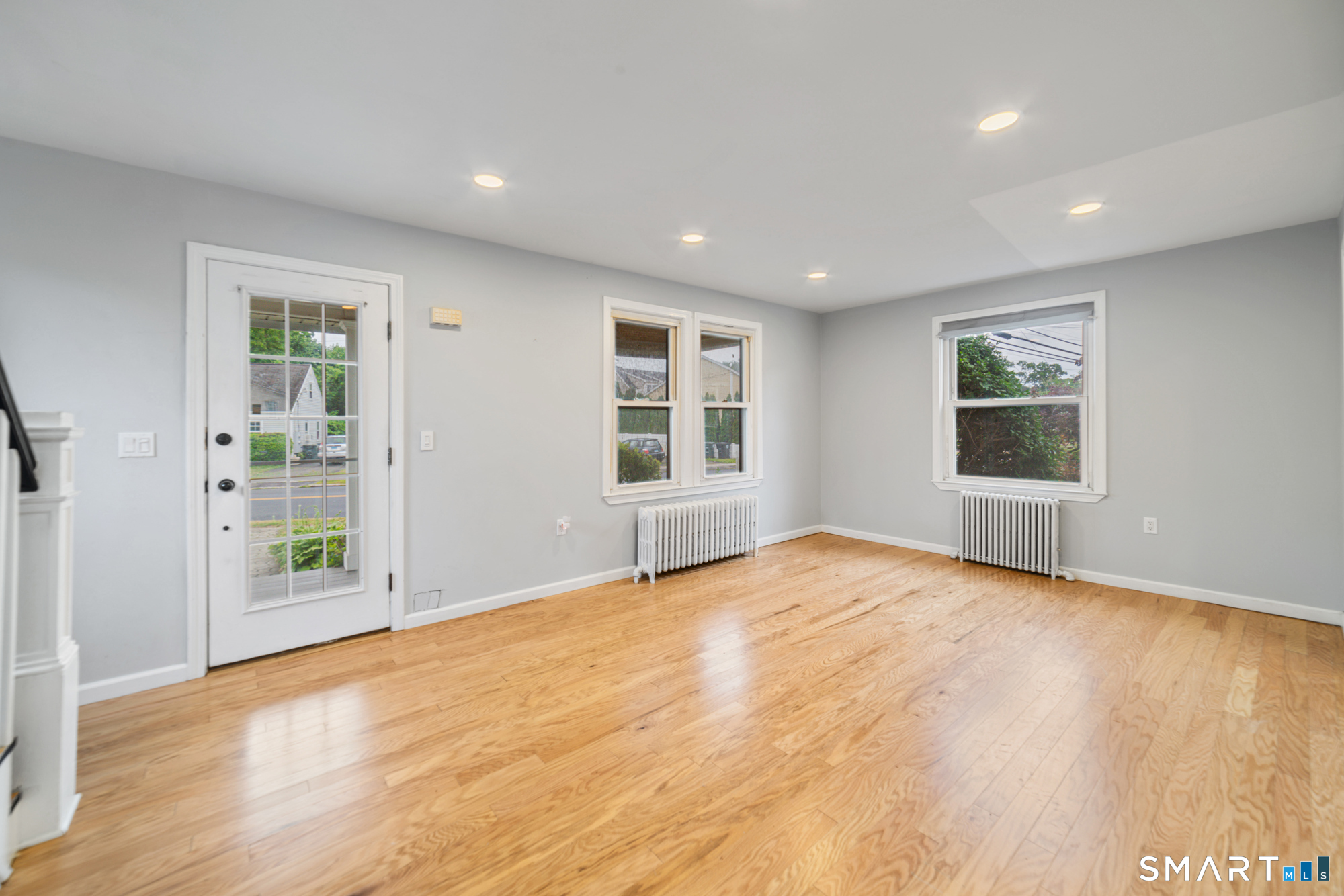 662 Milford Point Road Milford, CT 06460 - Photo 6 of 26