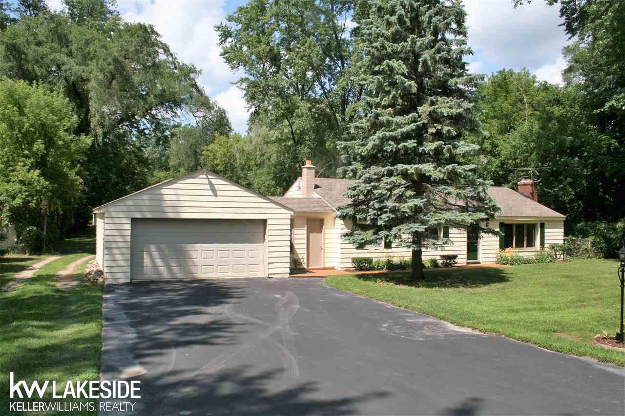 1171 Michelson Road Rochester Hills, MI 48307 - Photo 2 of 32