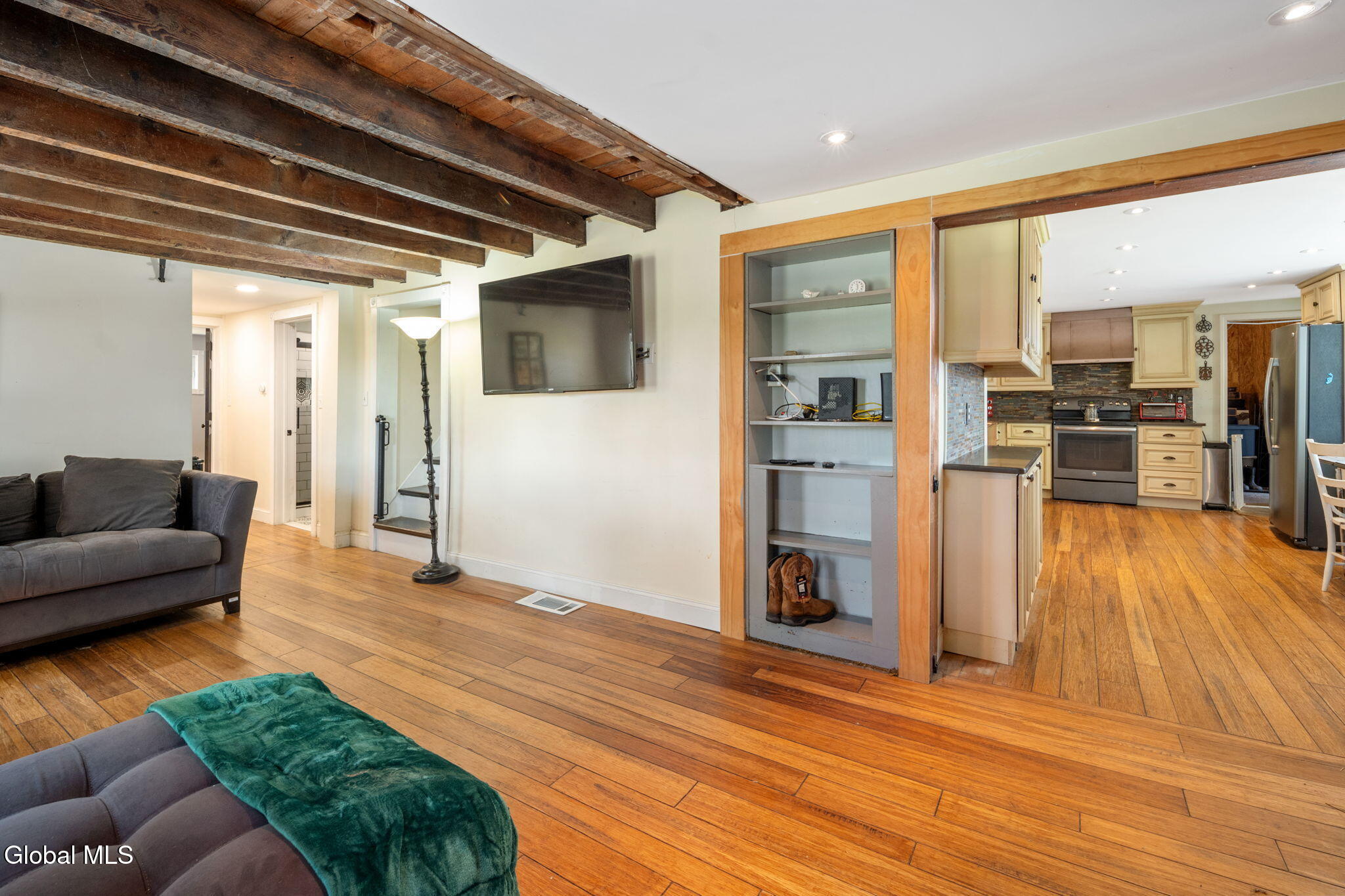 1926 Currybush Road Rotterdam, NY 12306 - Photo 8 of 60 8-1926CurrybushRd_08