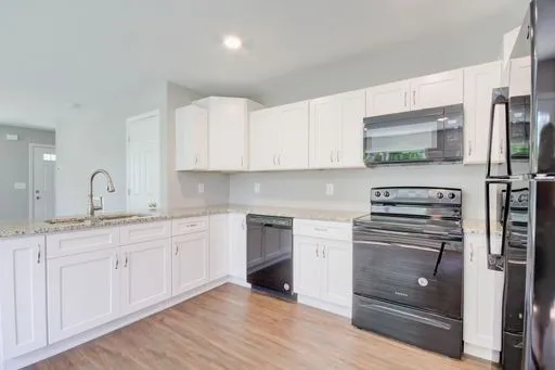 $1,200 | 919 Woody Hills Drive, Clarksville, TN 37040