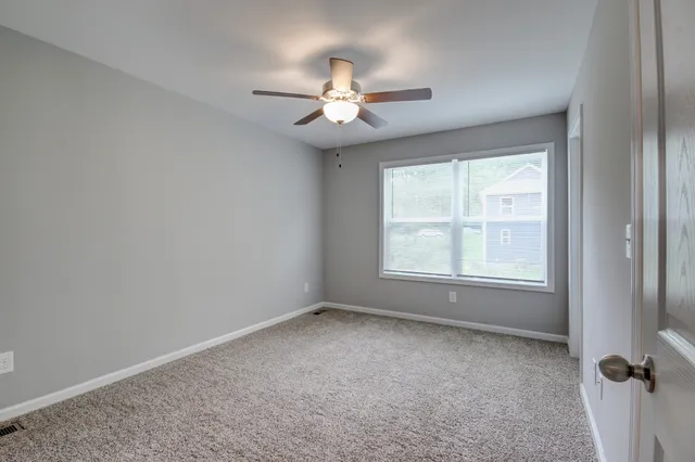 $1,200 | 919 Woody Hills Drive, Clarksville, TN 37040