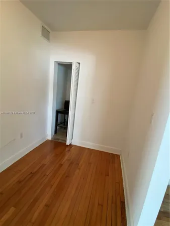 $2,450 | 1219 Meridian Avenue, Unit 8, Miami Beach, FL 33139