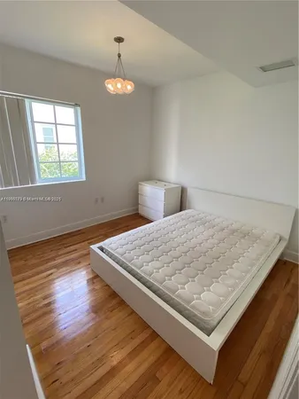 $2,450 | 1219 Meridian Avenue, Unit 8, Miami Beach, FL 33139