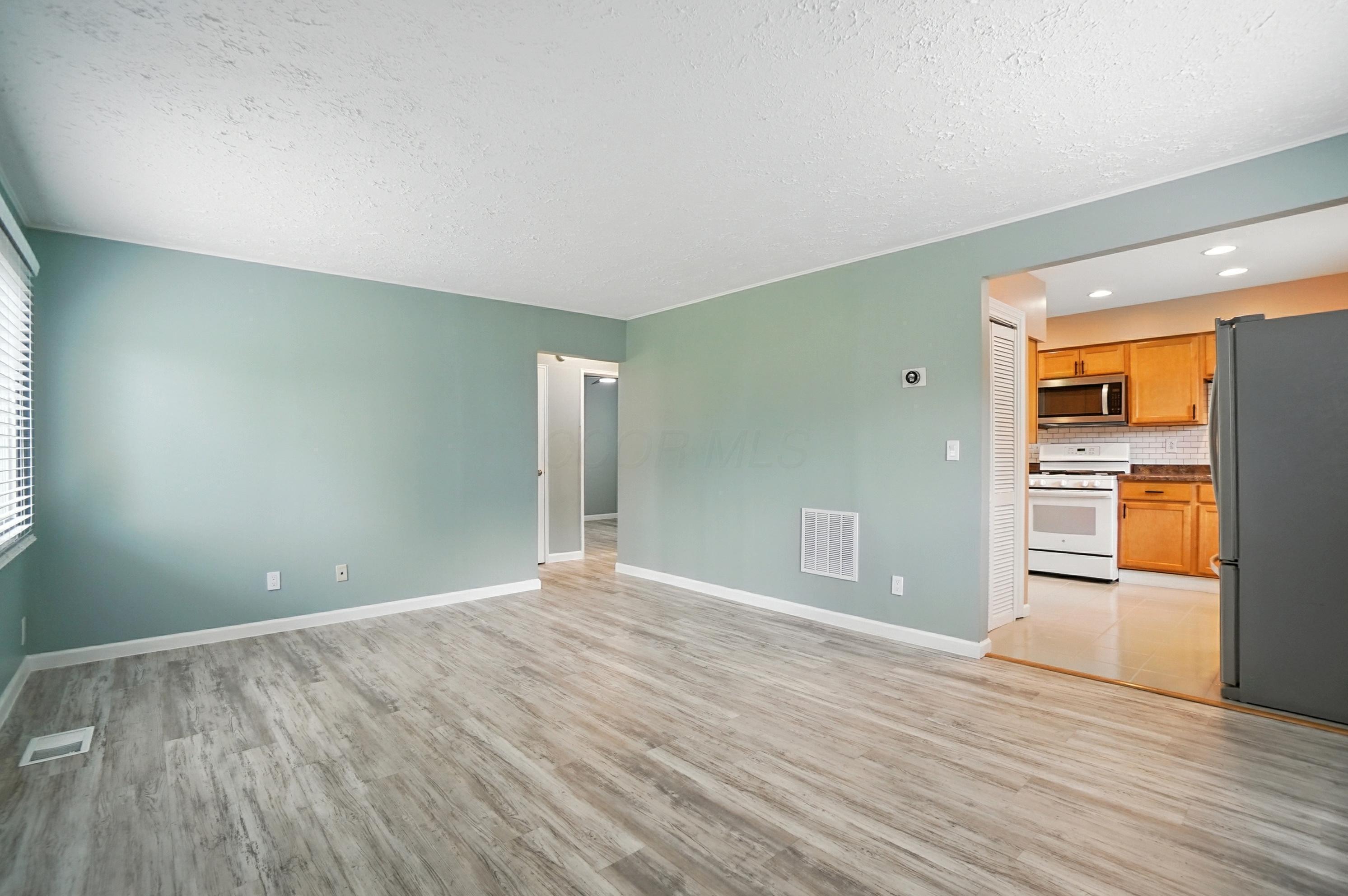 836 Antwerp Road Columbus, OH 43213 - Photo 6 of 26 007 (3)