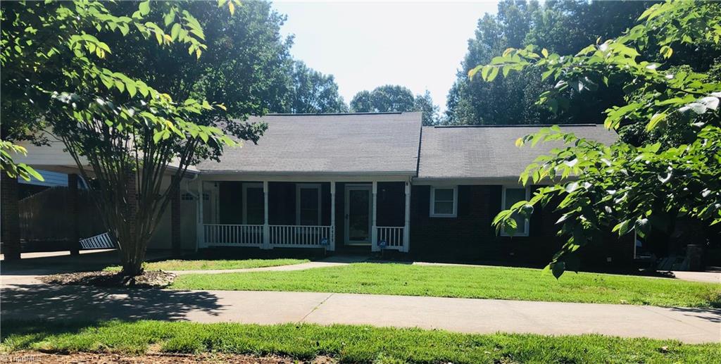 4429 Hampton Road Clemmons, NC 27012 - Photo 2 of 12 Gallery Image 2