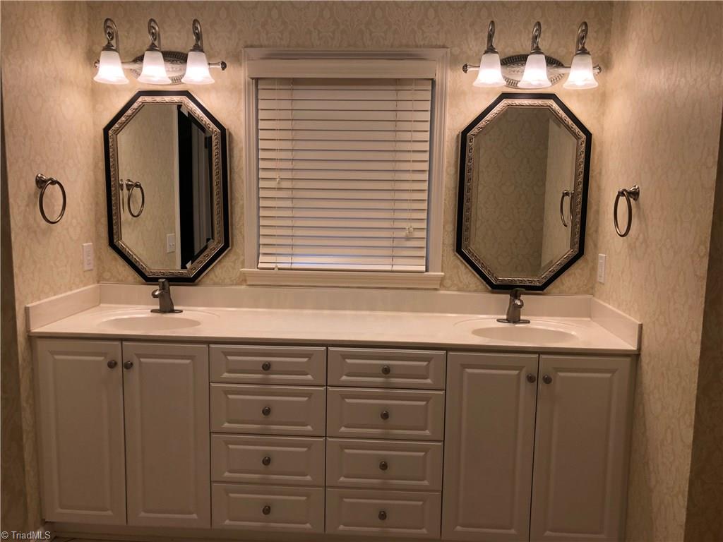 4429 Hampton Road Clemmons, NC 27012 - Photo 11 of 12 Gallery Image 11