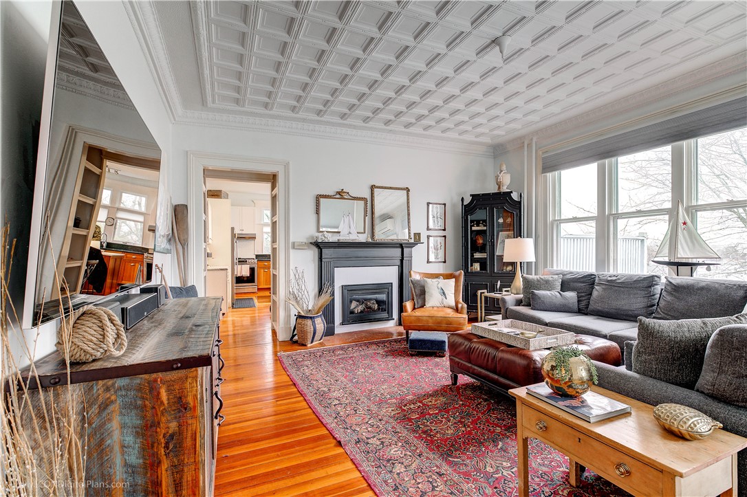 569 Spring Street, Unit 2 Newport, RI 02840 - Photo 2 of 21