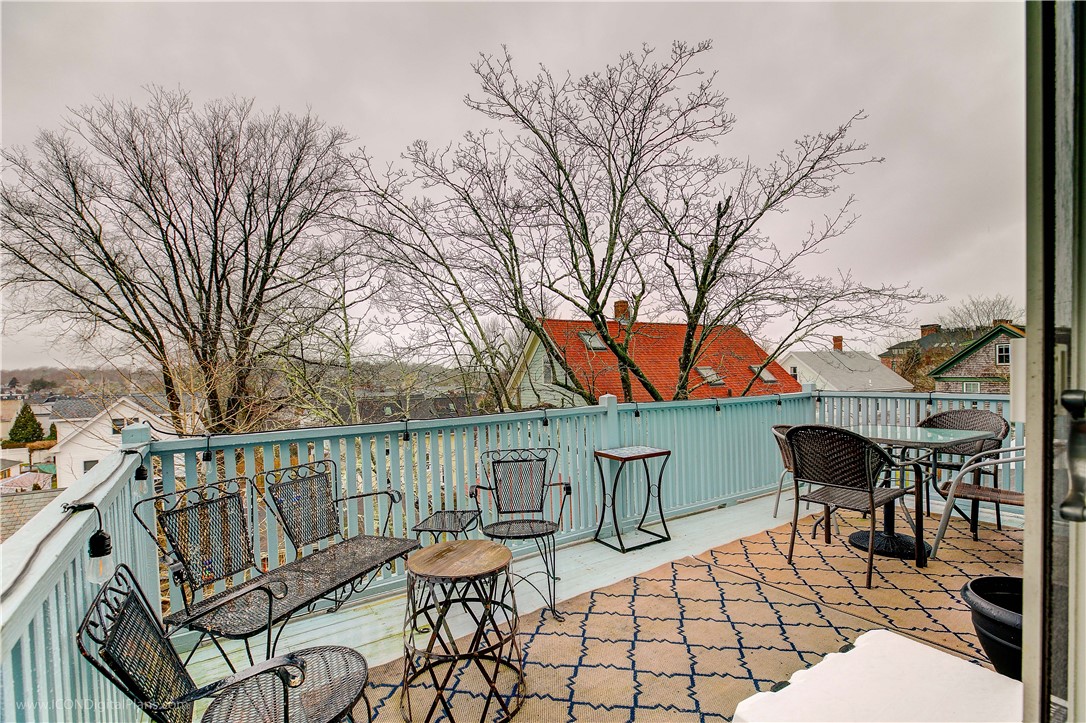 569 Spring Street, Unit 2 Newport, RI 02840 - Photo 10 of 21