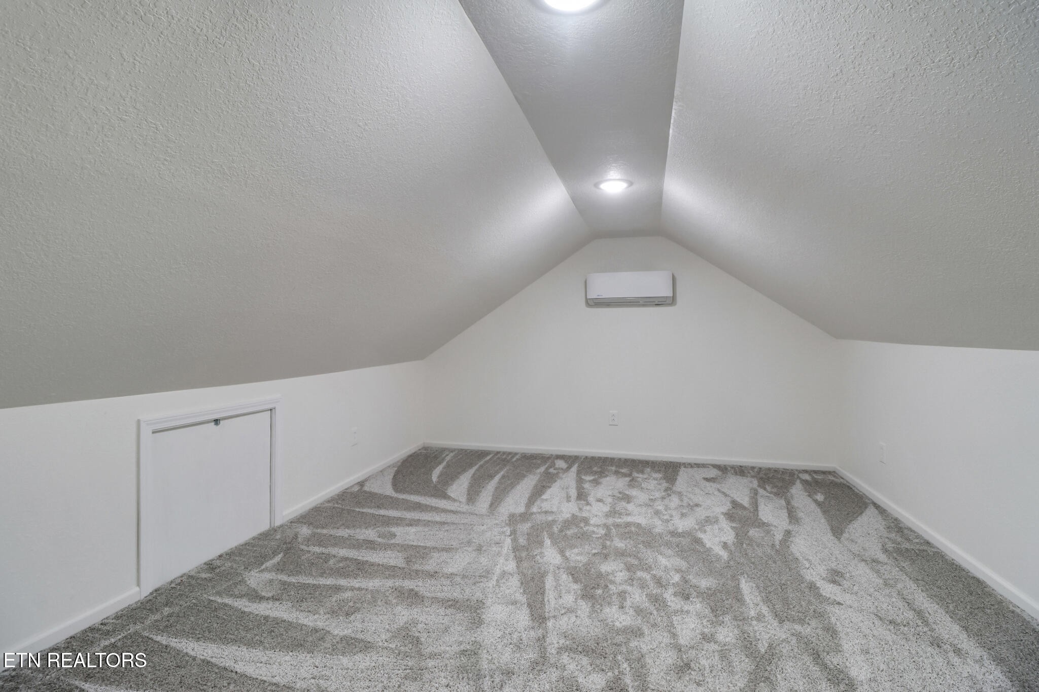 1271 Gouldstown Road Jamestown, TN 38556 - Photo 35 of 52 a view of room