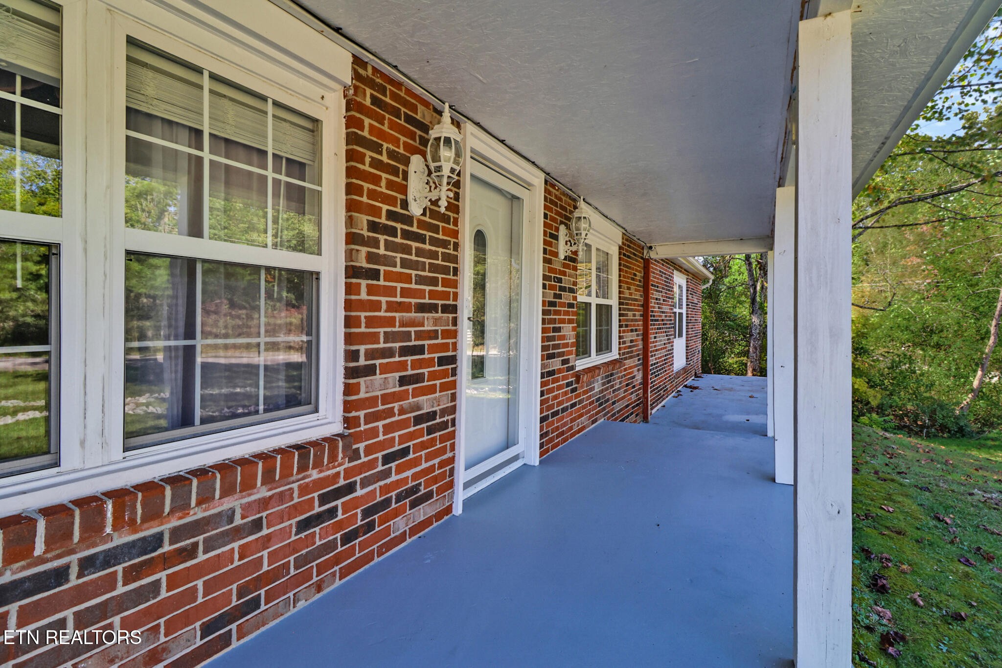 1271 Gouldstown Road Jamestown, TN 38556 - Photo 44 of 52 a view of a balcony with stairs