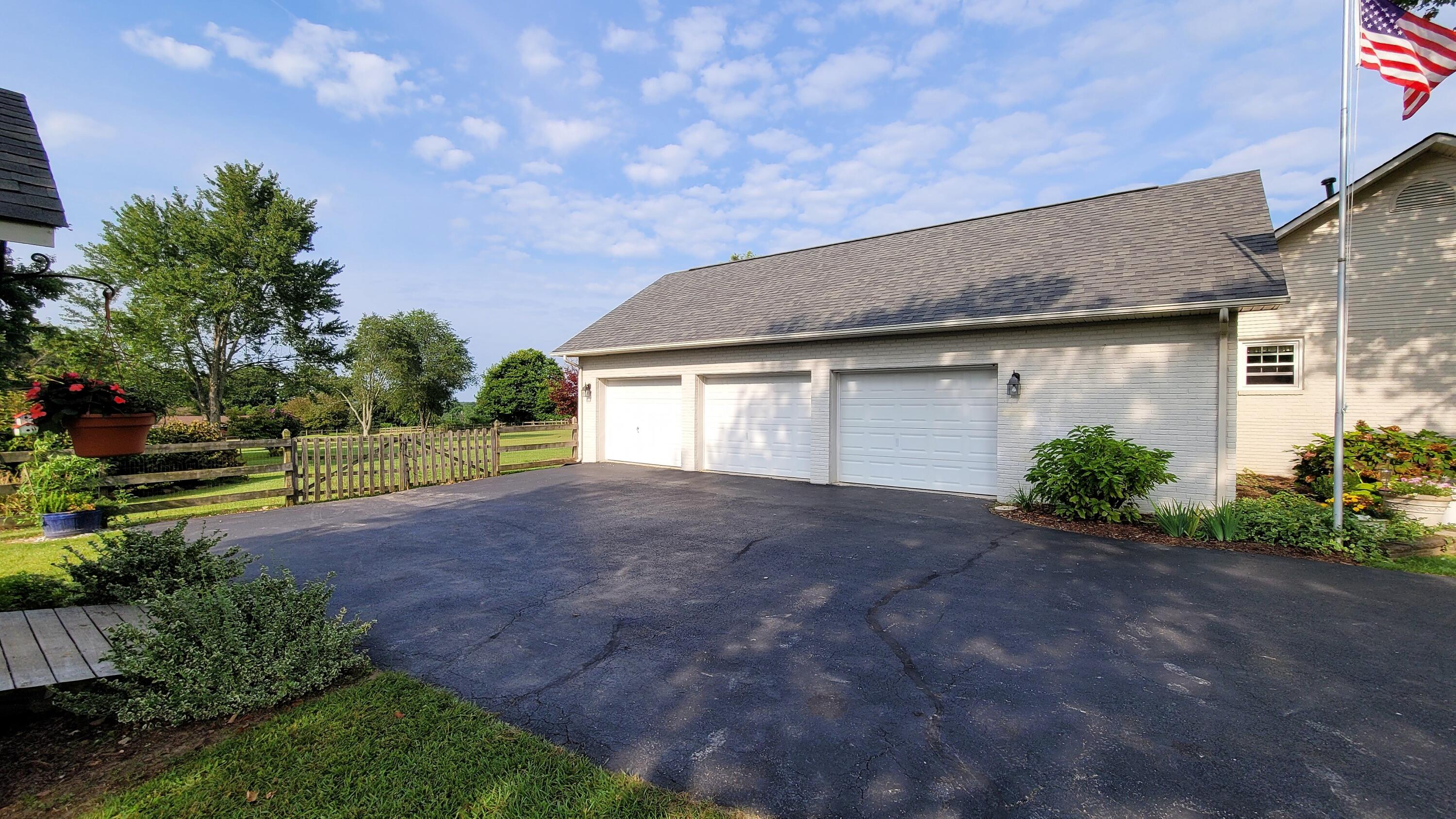 1158 Pigeon Ridge Road Crossville, TN 38572 - Photo 5 of 40 20210806_083719
