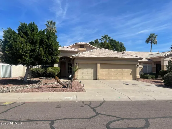 $2,345 | 2711 North 137th Avenue, Goodyear, AZ 85395