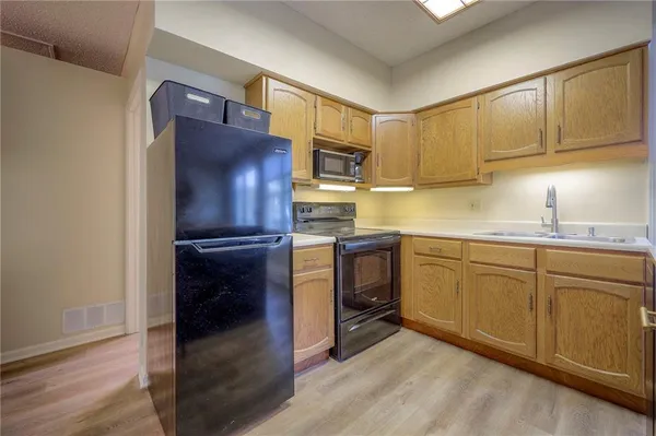 $359,000 | 254 Rose Marie Drive, Linn Valley, KS 66040