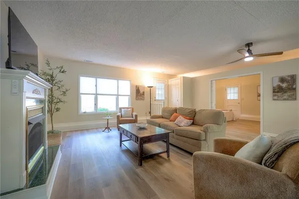 $359,000 | 254 Rose Marie Drive, Linn Valley, KS 66040