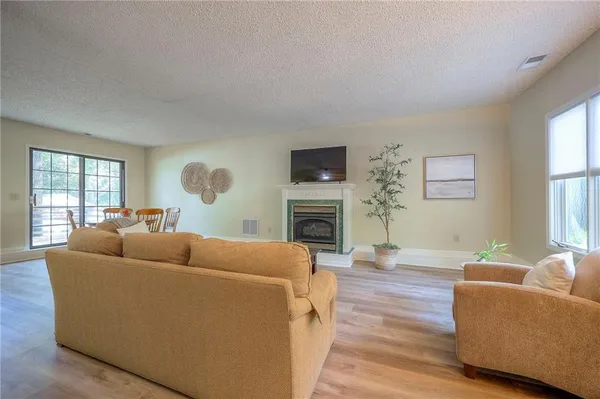 $359,000 | 254 Rose Marie Drive, Linn Valley, KS 66040
