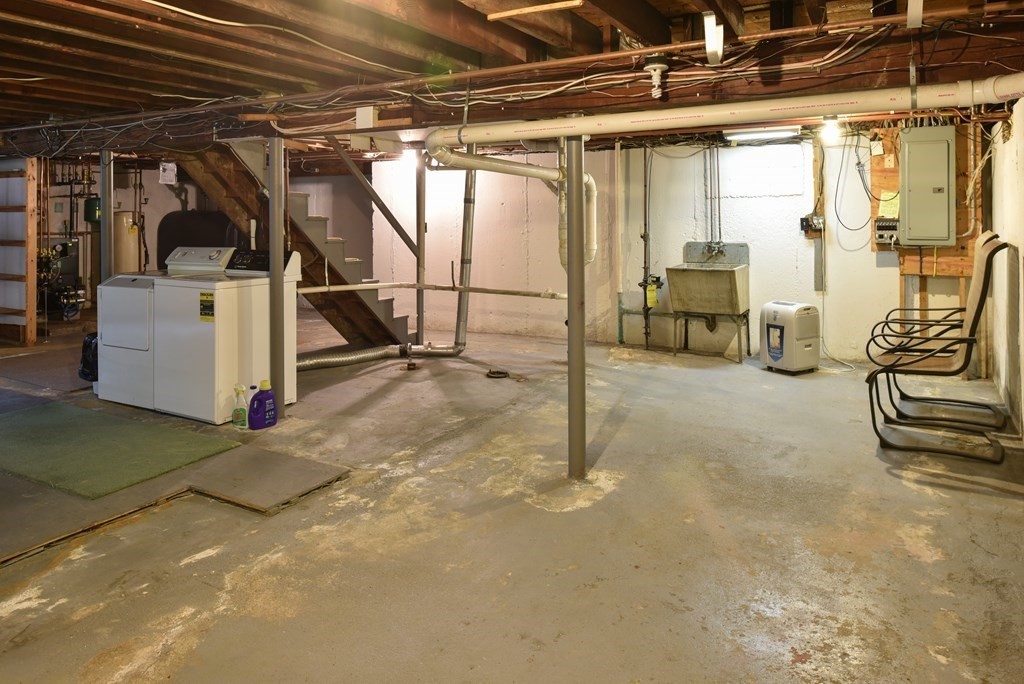 11 Robert Road Danvers, MA 01923 - Photo 24 of 31 Gallery Image 24