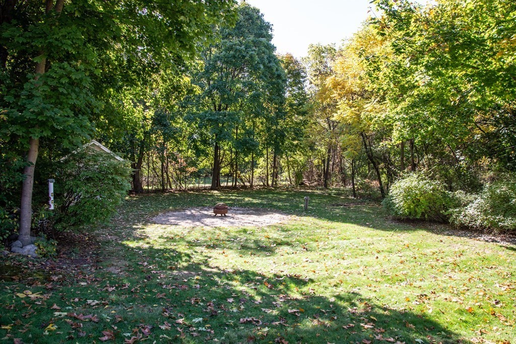 11 Robert Road Danvers, MA 01923 - Photo 29 of 31 Gallery Image 29