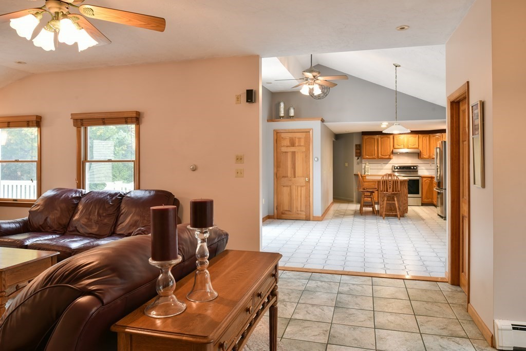 11 Robert Road Danvers, MA 01923 - Photo 7 of 31 Gallery Image 7