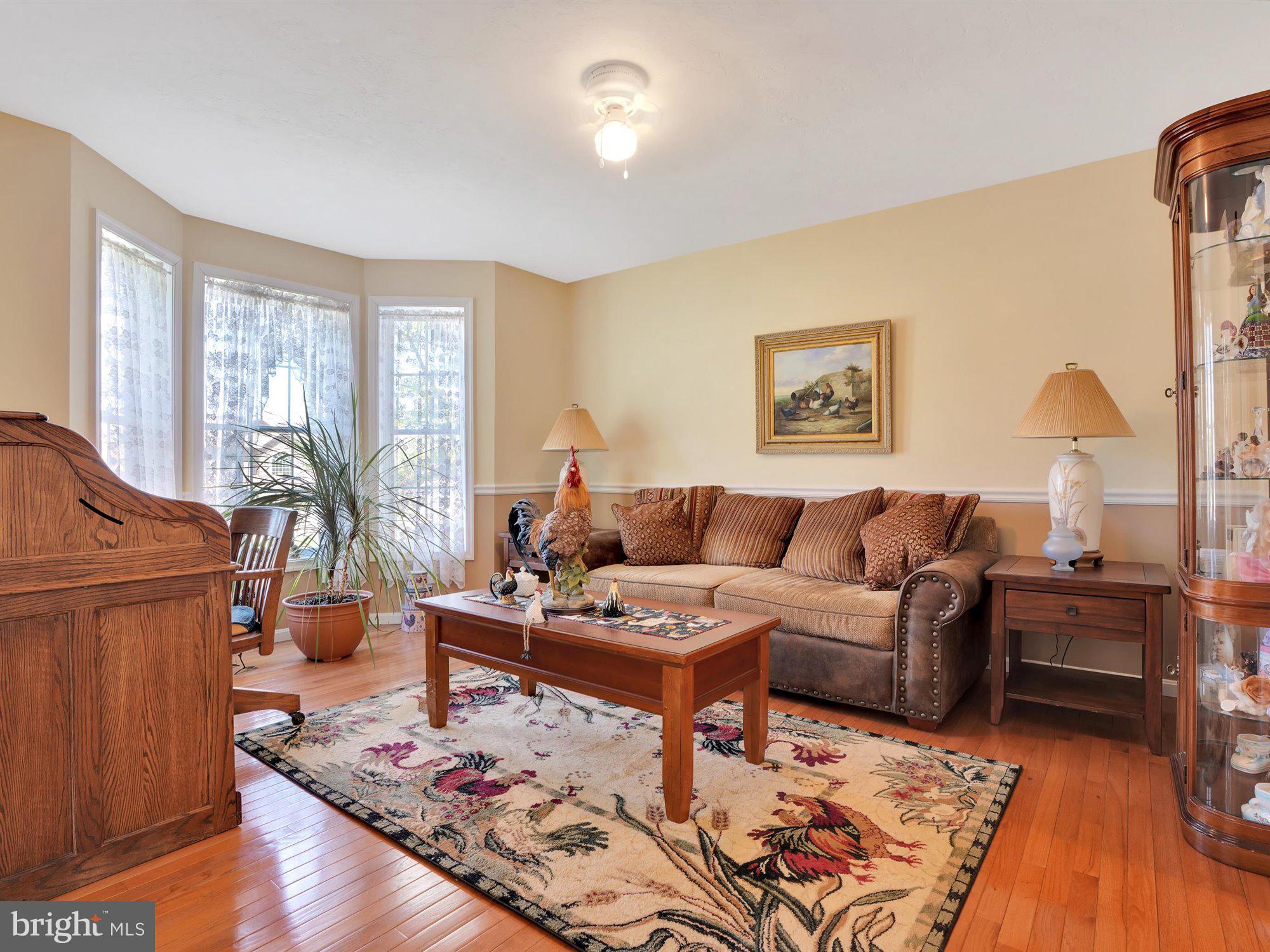 6490 Pamadeva Road Hanover, PA 17331 - Photo 4 of 33
