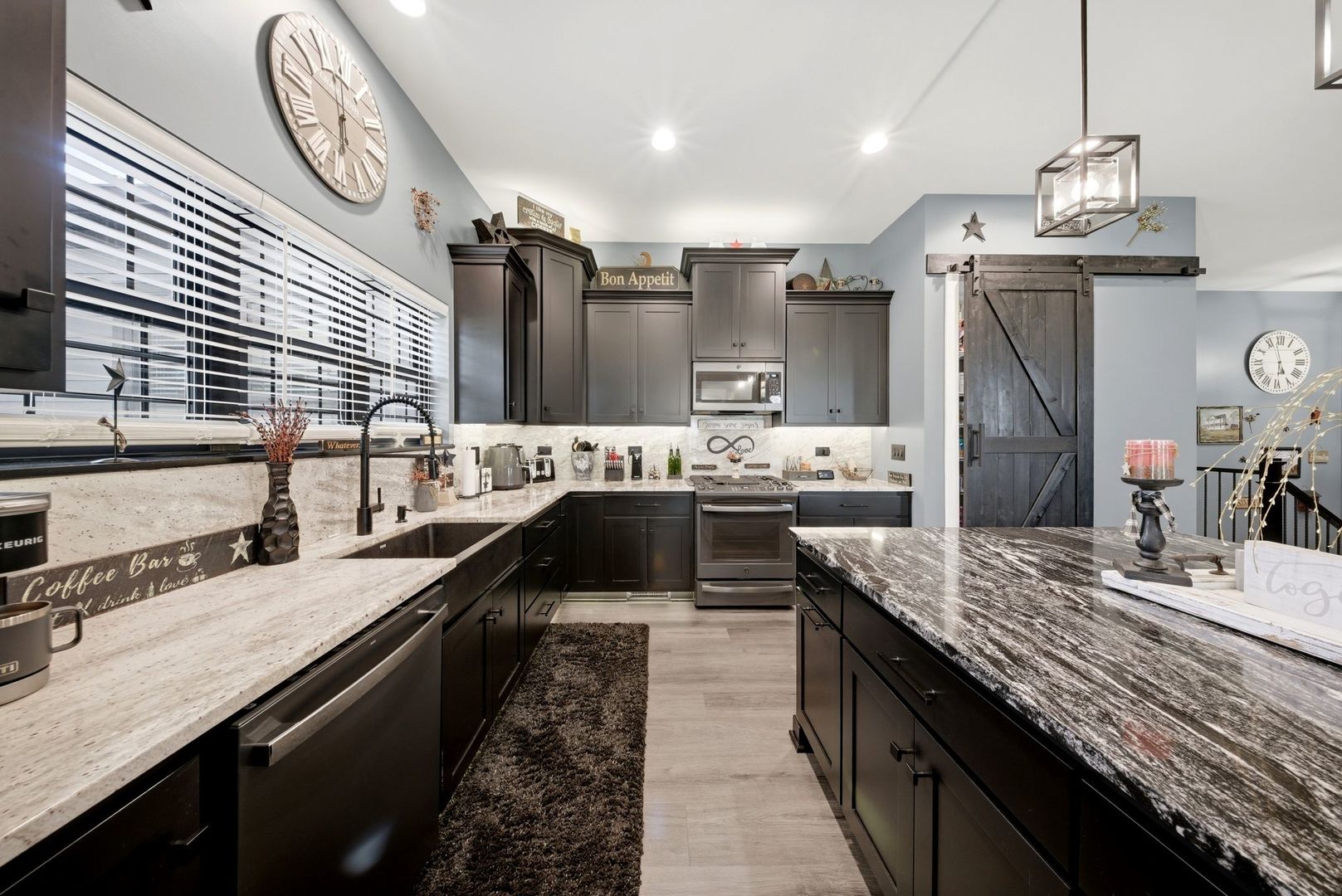 2401 North 4350th Road Sheridan, IL 60551 - Photo 15 of 56