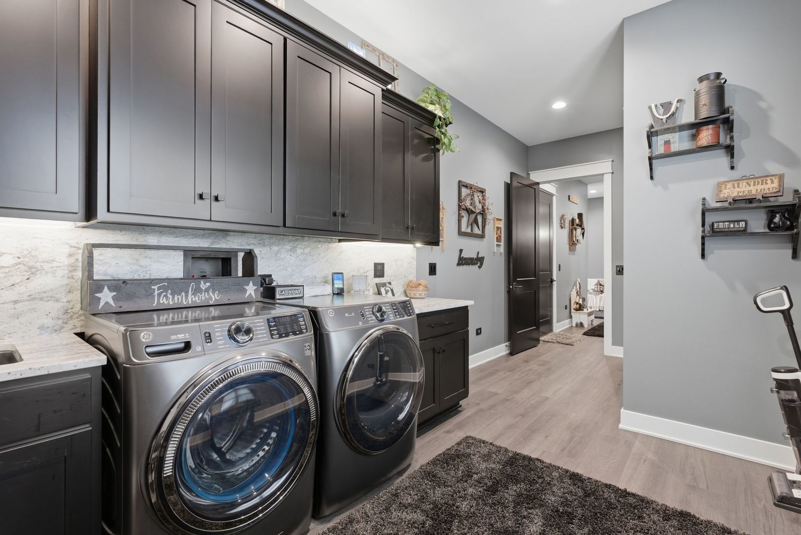 2401 North 4350th Road Sheridan, IL 60551 - Photo 24 of 56