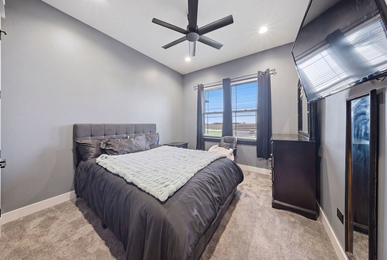 2401 North 4350th Road Sheridan, IL 60551 - Photo 33 of 56