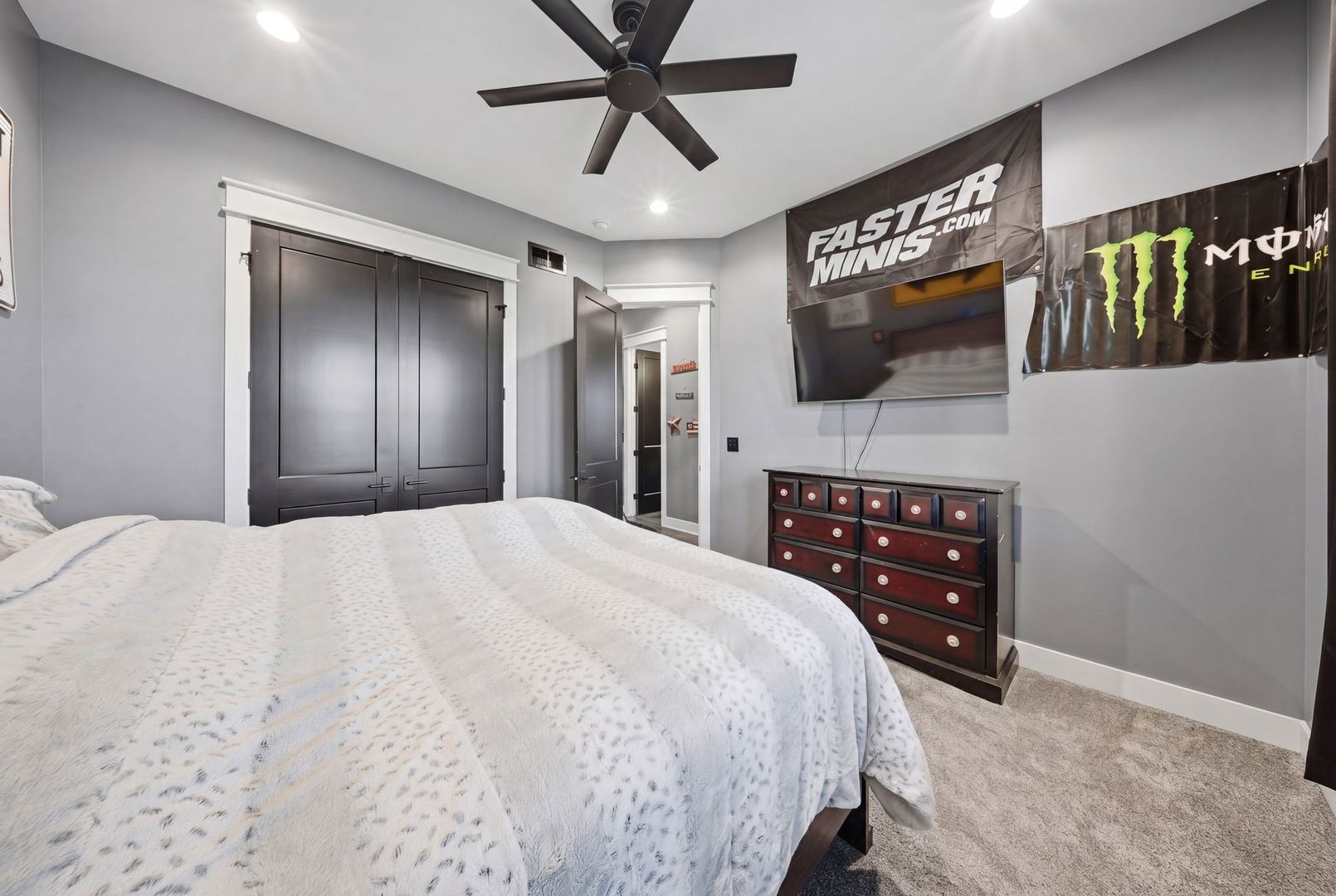 2401 North 4350th Road Sheridan, IL 60551 - Photo 34 of 56