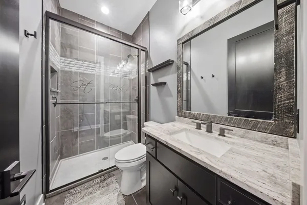 $989,900 | 2401 North 4350th Road, Sheridan, IL 60551