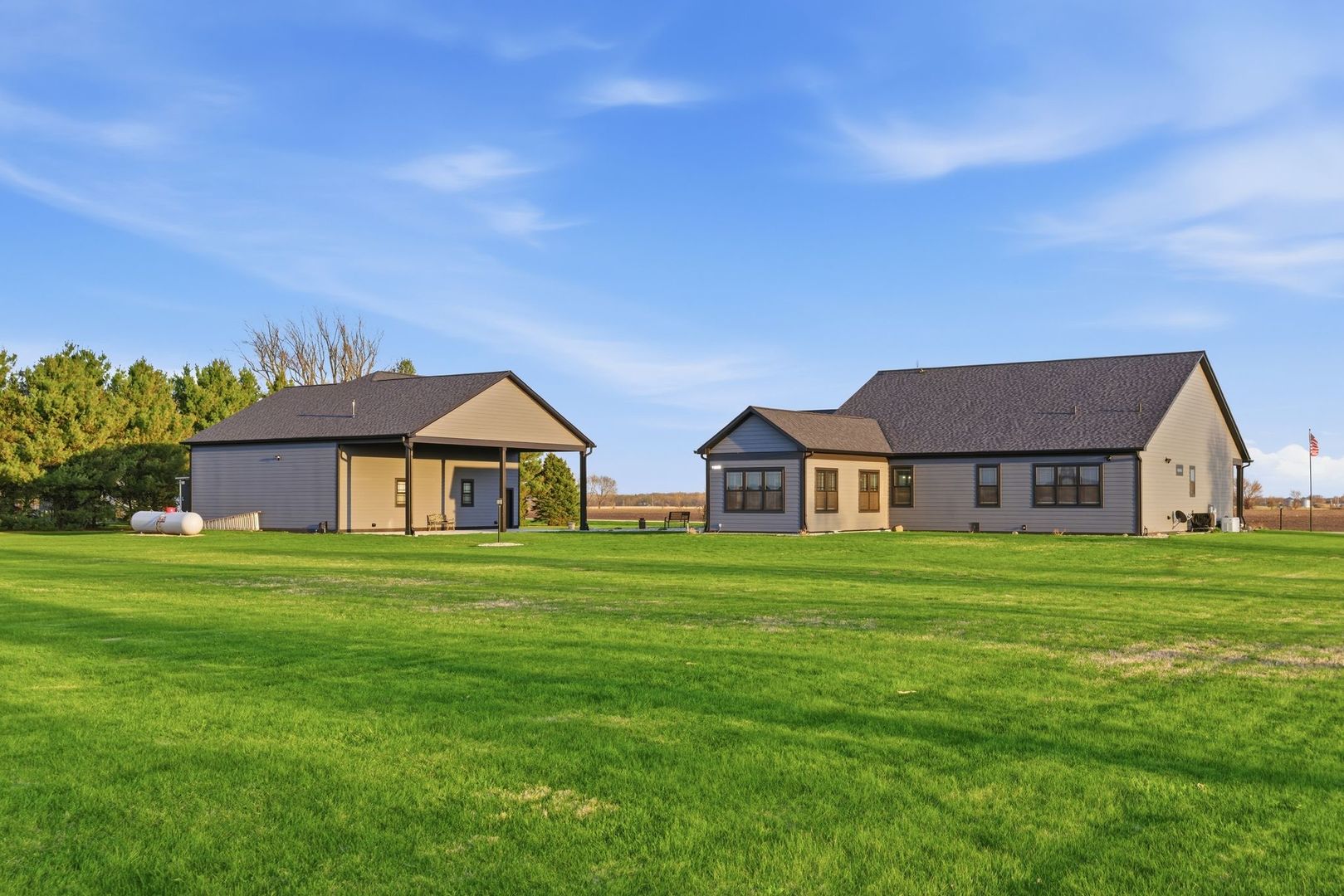 2401 North 4350th Road Sheridan, IL 60551 - Photo 48 of 56