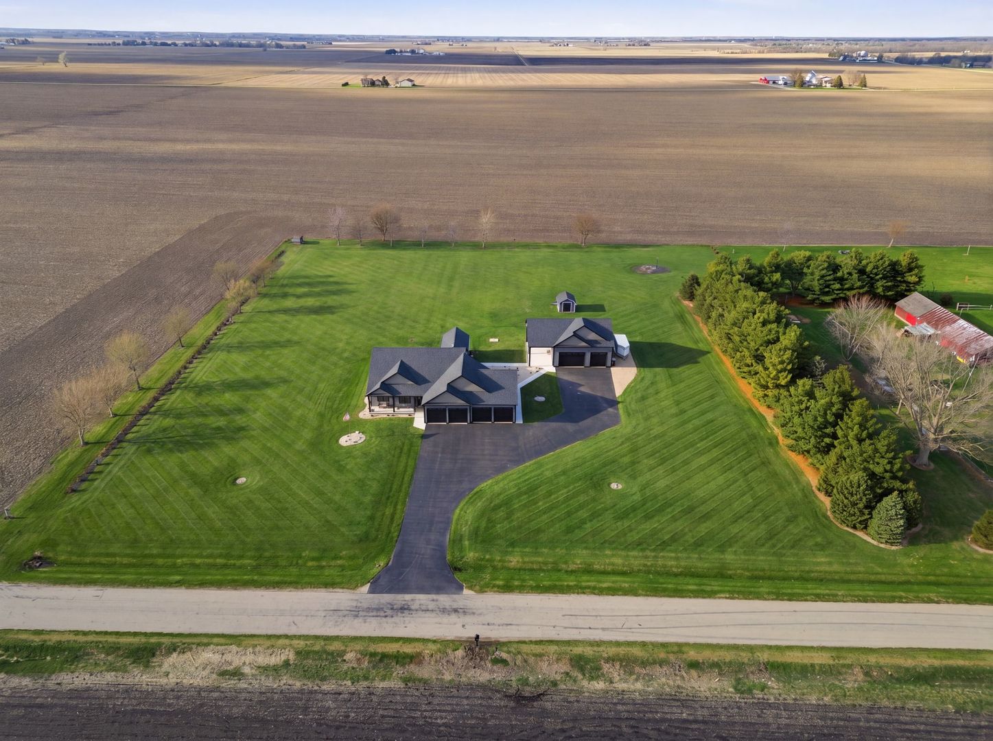 2401 North 4350th Road Sheridan, IL 60551 - Photo 53 of 56