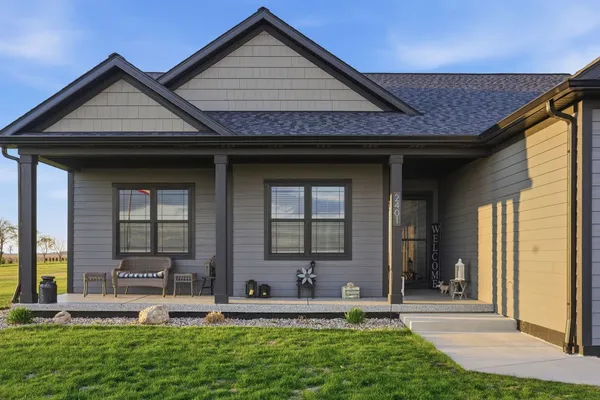 $989,900 | 2401 North 4350th Road, Sheridan, IL 60551