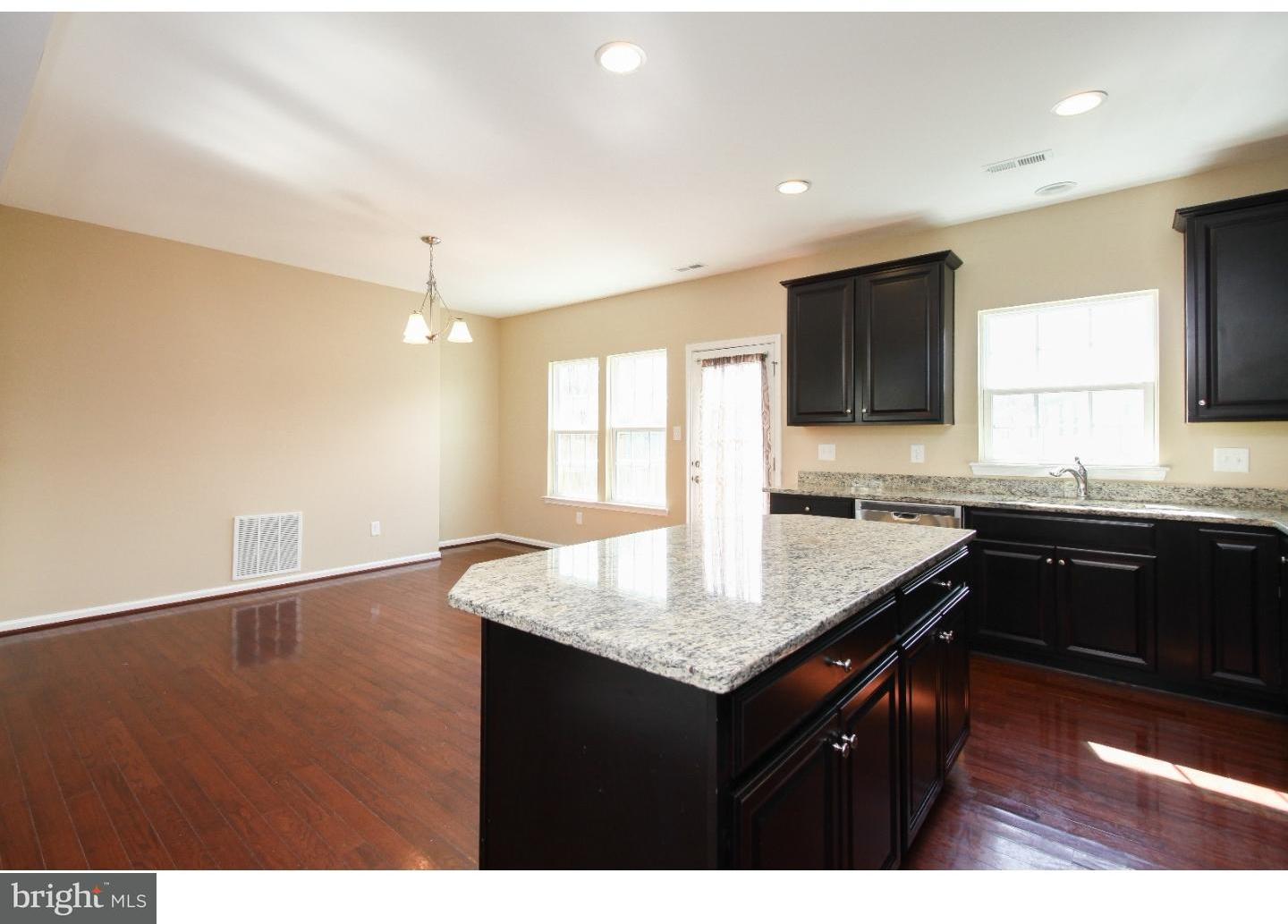 42 Wallace Road Mount Holly, NJ 08060 - Photo 7 of 22 Dining Room